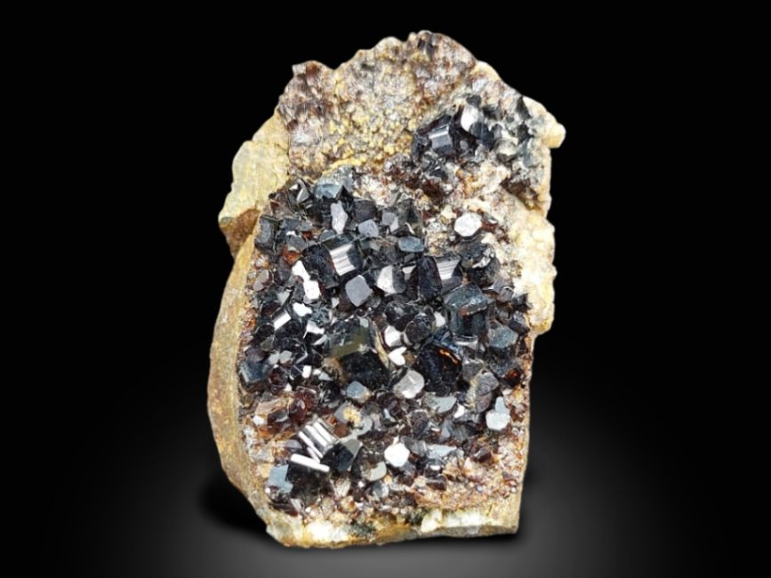 Auction For Rare Vesuvianite Specimen from Alchuri, Shigar Valley District, Gilgit-Baltistan, Pakistan - Geological Treasure!